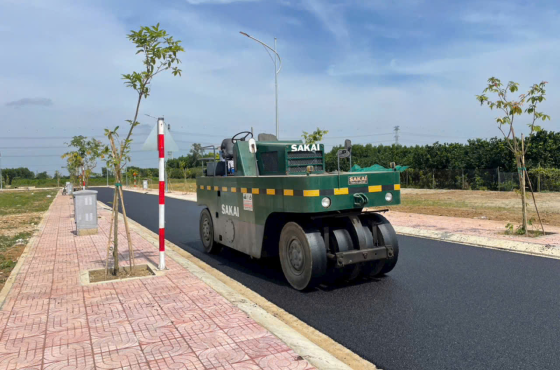 Thi Công Đường Nội Bộ Nhà Máy Bằng Bê Tông Nhựa Nóng Có Tốt Không?